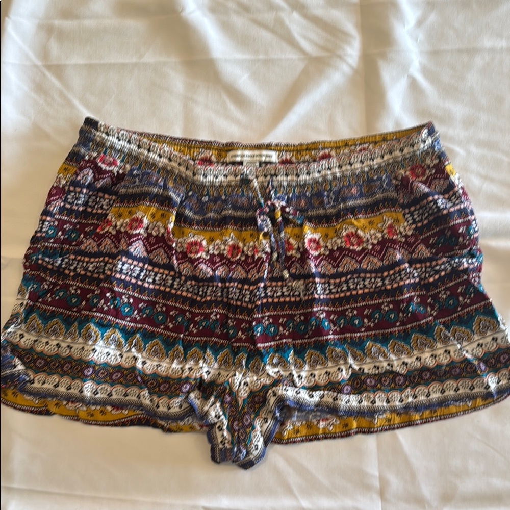 American Eagle Outfitters Patterned Shorts